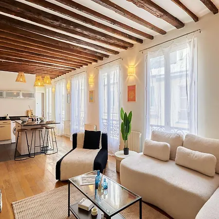 Superb Center Of Le Marais Apartment *